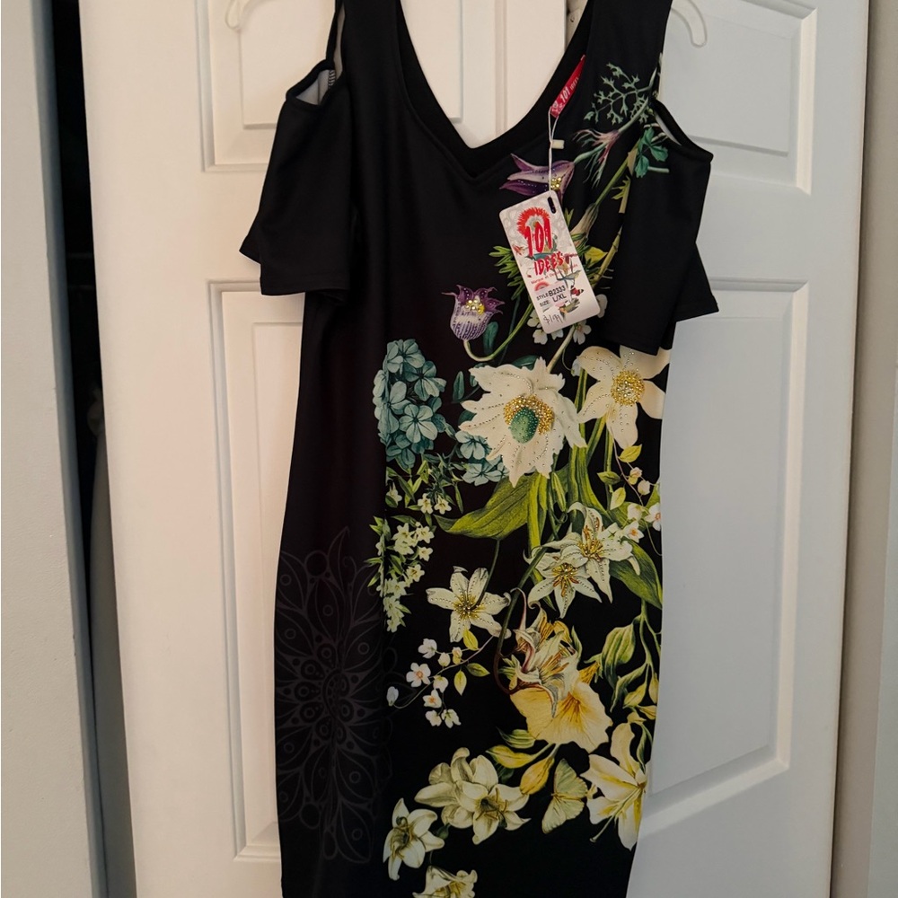 101 Idees Black Floral embellished Cold-Shoulder Dress large NWT
